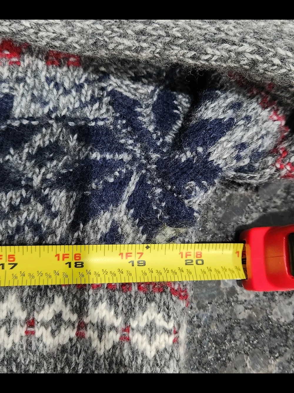 Vtg Abercrombie & Fitch Gray Fair Isle Crewneck Sweater with Navy & Red Accents